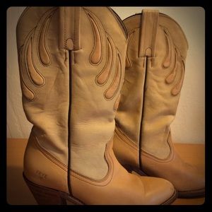 Frye Vintage Style Pull-on Cowboy Boots Women 8 B